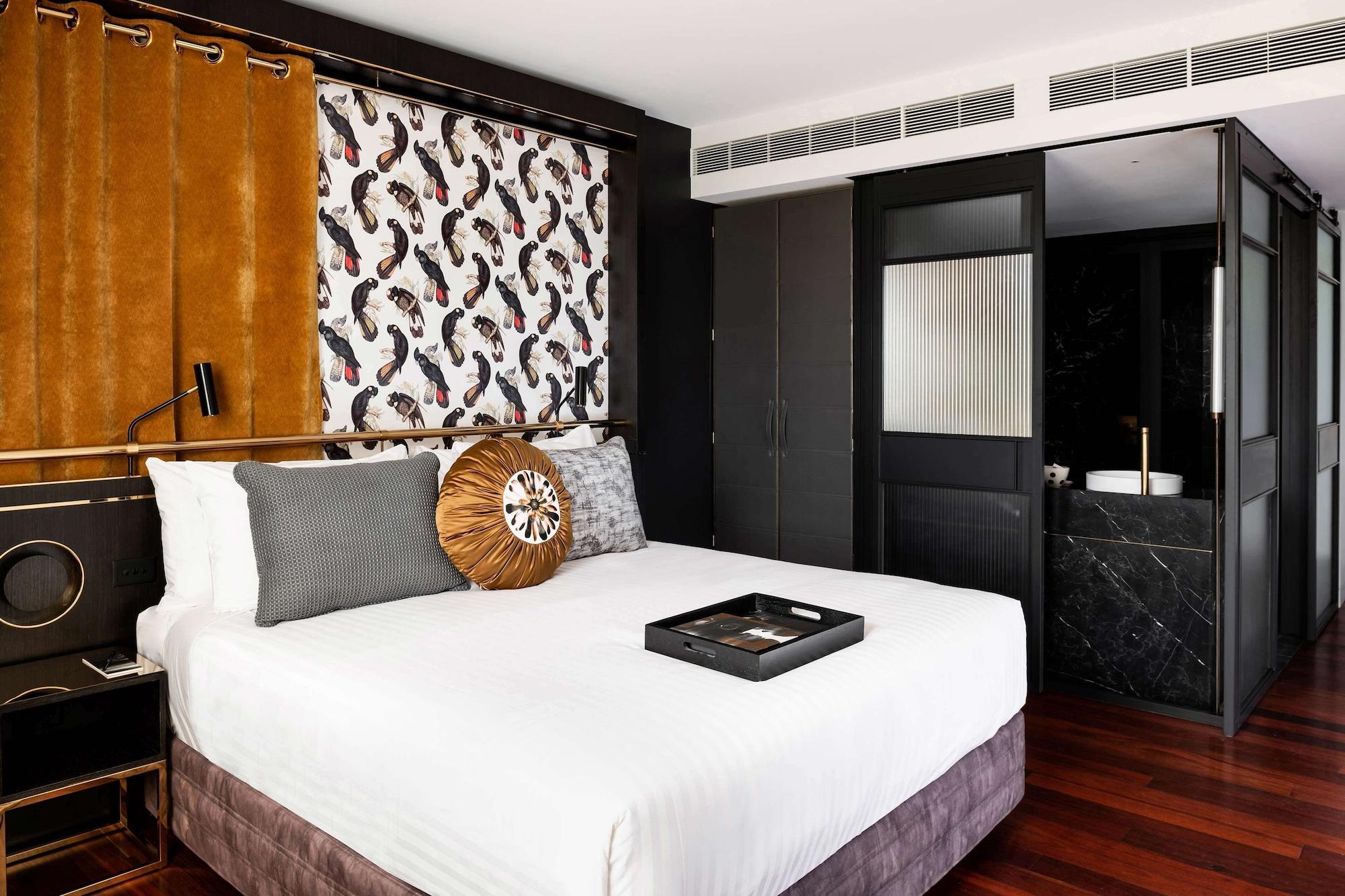Qt Perth Hotel Екстериор снимка A bedroom at the hotel