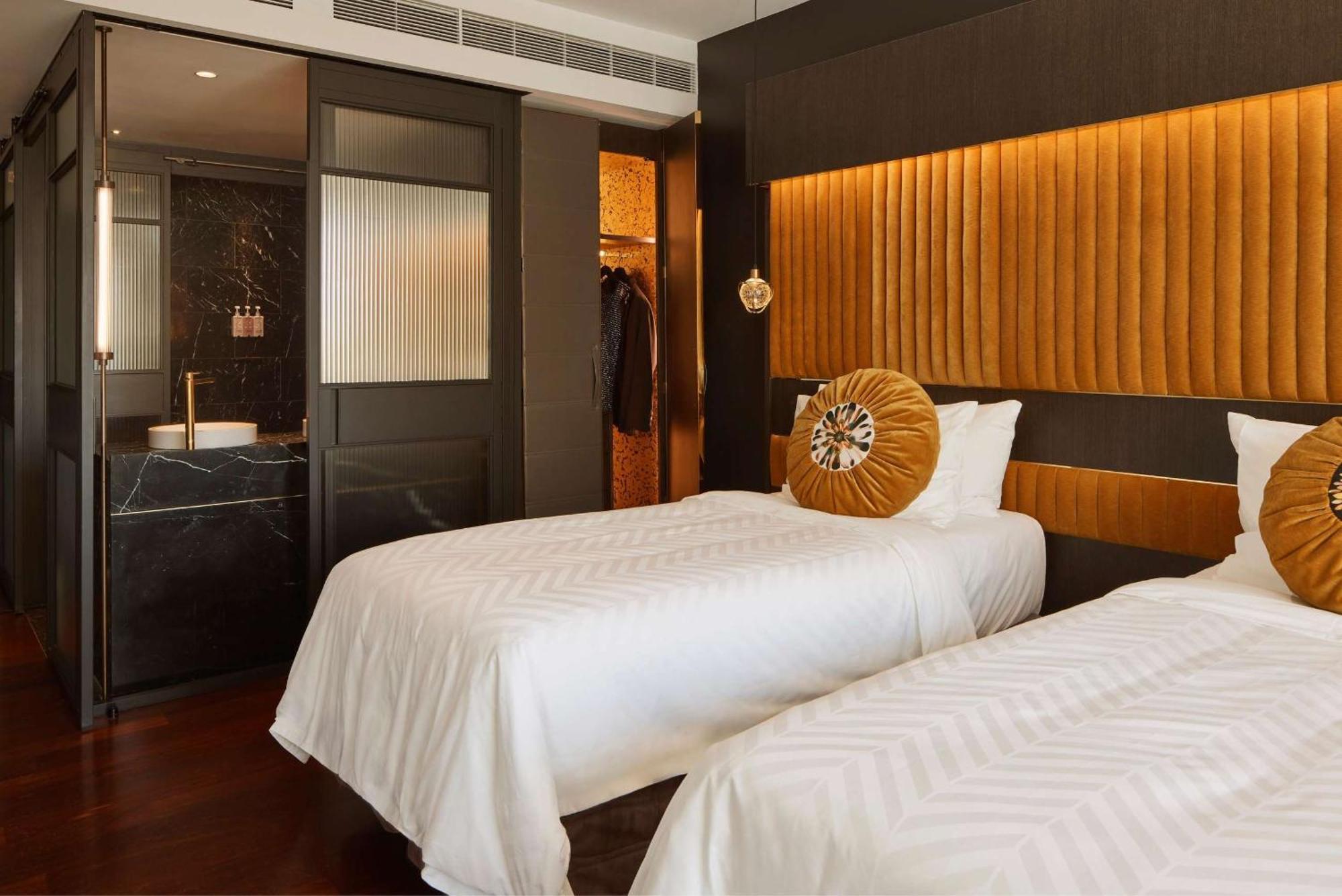 Qt Perth Hotel Екстериор снимка Deluxe Room