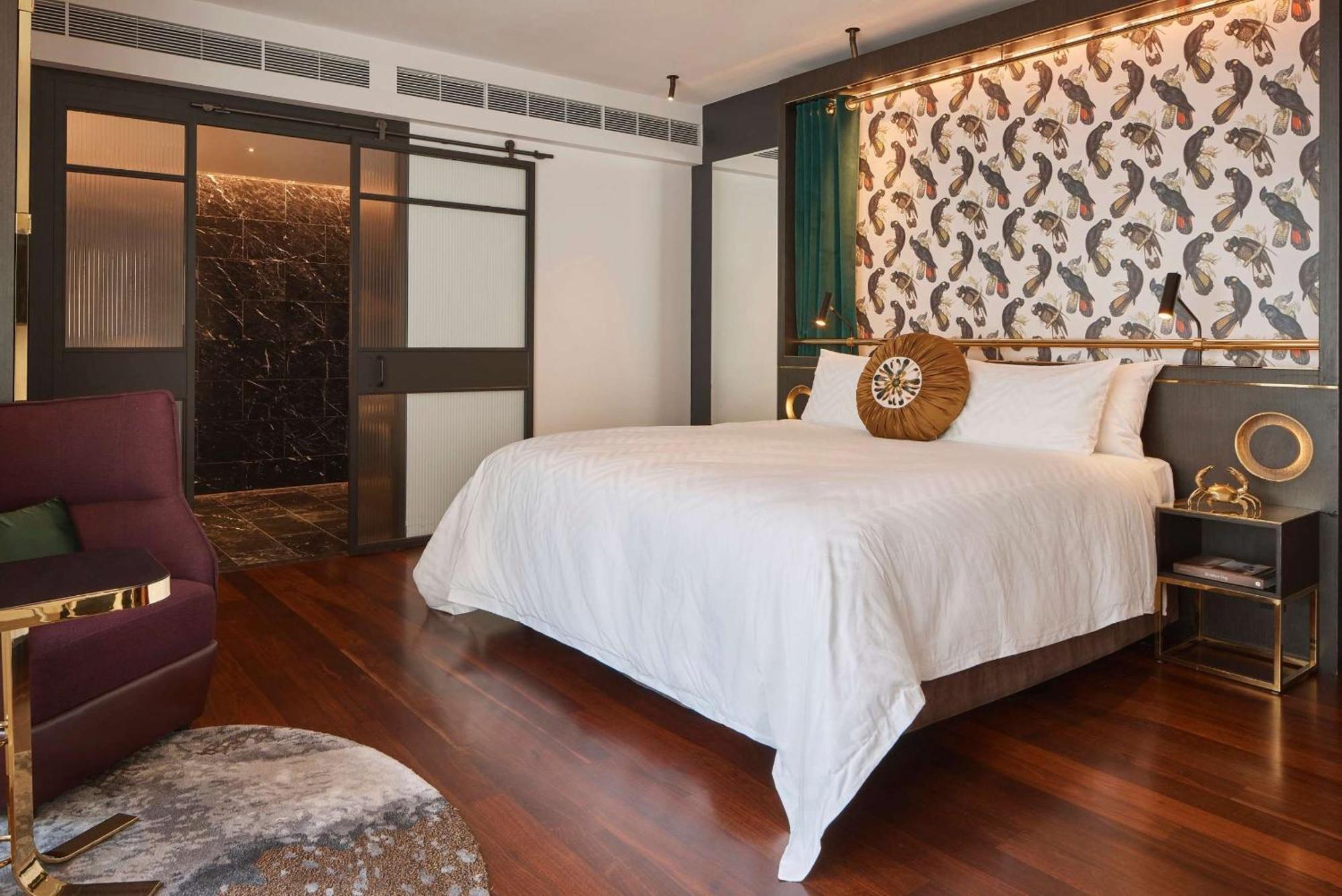 Qt Perth Hotel Екстериор снимка A bedroom at the hotel